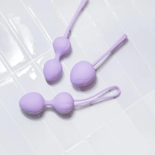 Caract&egrave;re Boules de Geisha Set